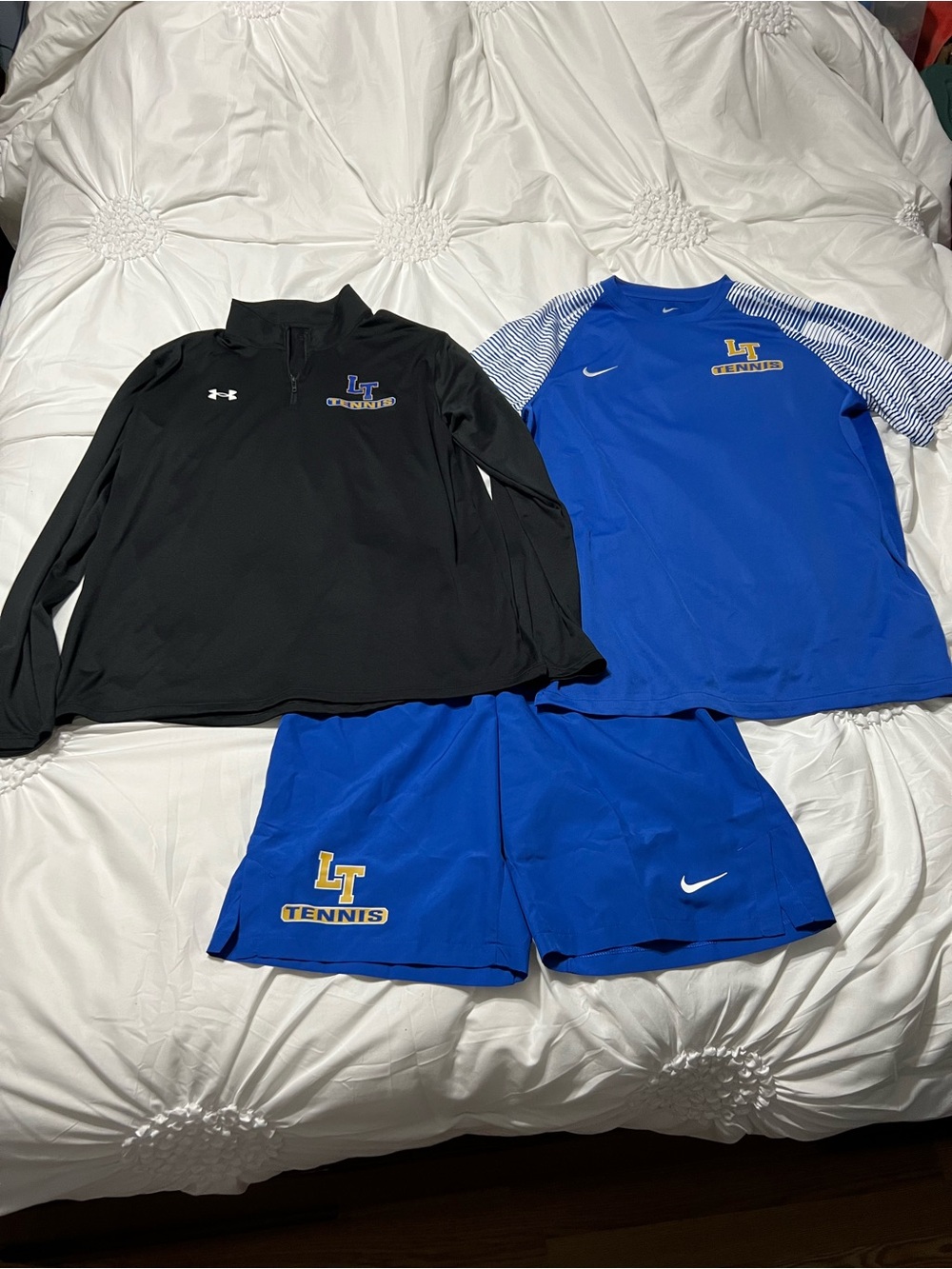 Bundle of 3 Nike and Under Armour Athletic Wear Tennis Short Sweatshirt Tshirt